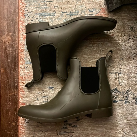 Merona Women's Ankle Rain Boots Waterproof Chelsea Boots - Picture 1 of 6